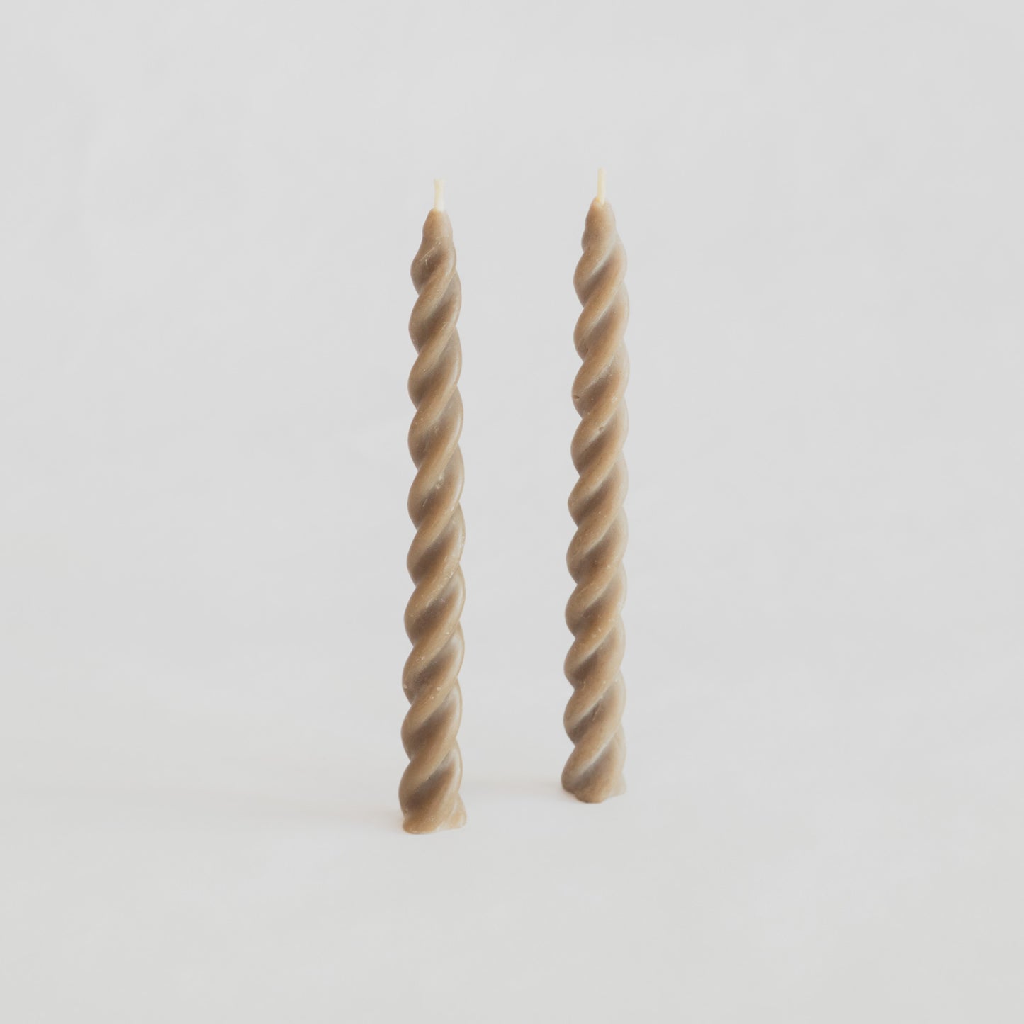 beeswax spiral taper candle