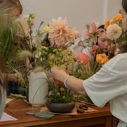 modern ikebana workshop