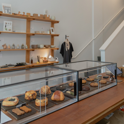 pastry box