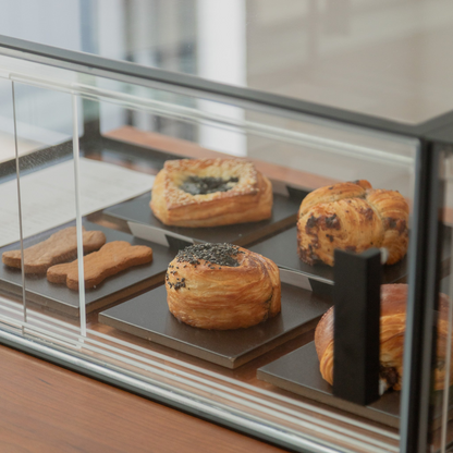 pastry box